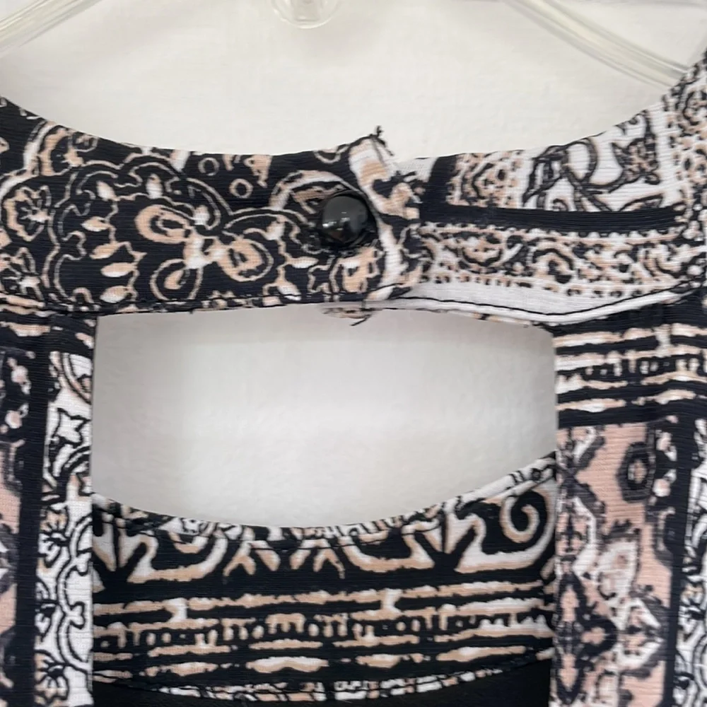 Three Pink Hearts maxi dress black white and tan size small
